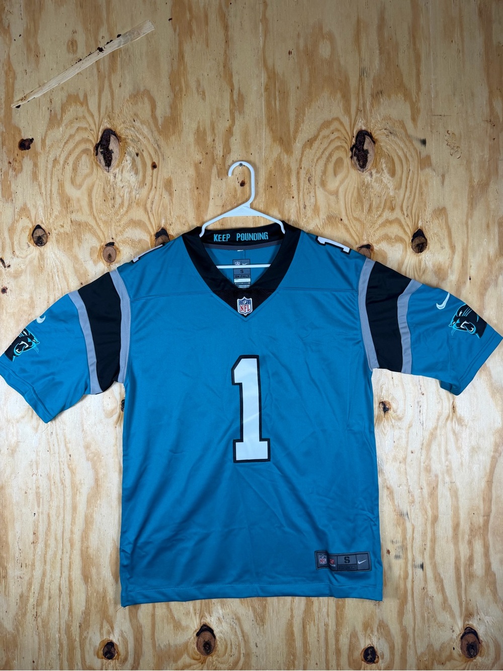 Carolina Panthers Cam Newton #1 Teal Nike NFL Jersey NWOT - Small